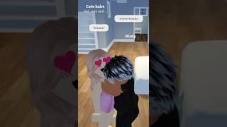 Spying on ONLINE DATERS in roblox Life Together  #roblox #shorts #robloxtrend