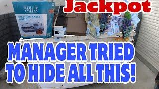 DUMPSTER DIVING - THE MANAGER TRIED TO HIDE EVERYTHING FROM ME AND I TOOK IT ALL!!!