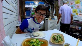 80 YEAR OLD Tiny Home Restaurant || Ocean Fish Chili Fry with Sweet Elderly Southern Thai Couple