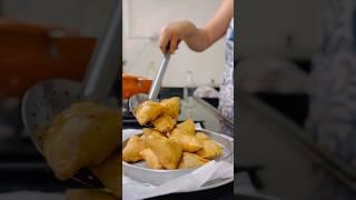 Baarish ki ek sham samose ke naam ️ #shorts #ytshots #samosa #samosarecipe