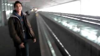 vVv LifeLine - Walking to our terminal
