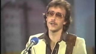 David Wills "She's Hanging In There" Live on "The Porter Wagoner Show" 1980