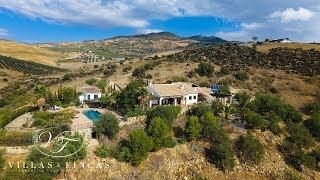 Luxury Country Villa for sale in Villanueva de la Concepcion, Andalusia