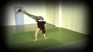 Bboy Danila Must Be( В гостях у Данилы Вадимовича   или   это просто Рома!)