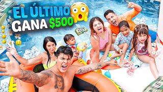 EL ULTIMO QUE SALGA DE LA PISCINA SE GANA 500$ Carlos & Adri