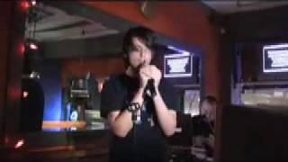 Brendan Whelton Sings Lady Gaga's "Bad Romance" at karaoke