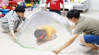 보람이와 또치 코난 초거대 슬라임 만들기 놀이 Boram making GIANT SLIME BUBBLE