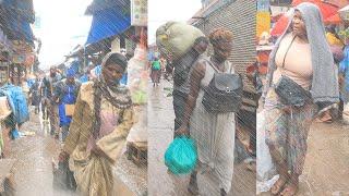 HEAVY RAIN DESTROY SHOPS IN UGANDA MARKET, AFRICA