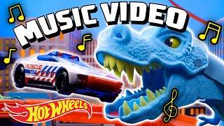 DO THE DINO CHOMP  | Kids Song | Official Hot Wheels Music Video 