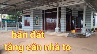 NỢ DÍ MẠNH BÁN ĐẤT TẶNG CĂN NHÀ TO TRẦN GỔ ĐẸP NHÀ KHOẢNG 2 TỶ . CÓ SẲN 200 M2 THỔ CƯ