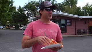 Slicing Jersey TONYS PIzza, BRICK NJ