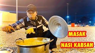 MASAK NASI KABSAH DI MUZDALIFAH