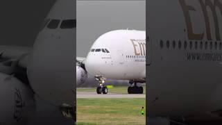 Flawless Airplane Landing at the Airport | Aviation at Its Best #shorts #pilot #avation #shorts