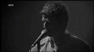 Noel Gallagher (Oasis) - Wonderwall (The Best Live Acoustic Version)