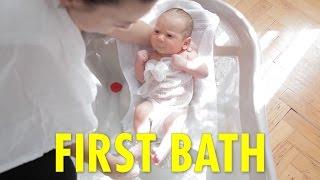 Baby's First Bath | Acemi Anne