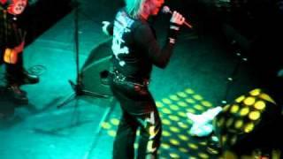 Kim Wilde in Paradiso 22 2 07 Keep me hangin'on