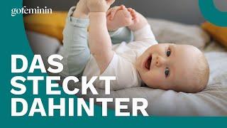 Baby Körpersprache richtig deuten: So verstehst du, was dein Kind dir sagen will