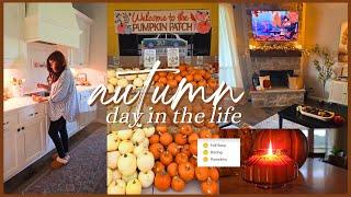 FALL DAY IN THE LIFE:  errands, pumpkin patch, cozy morning, fall soup & baking #fallvlog #autumn