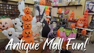 ANTIQUE MALL ROAD TRIP! | Hunting For Vintage Antiques Village Dayton Ohio | Reselling