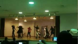 Model choreography at Baltimore's Fashion Fixation 6