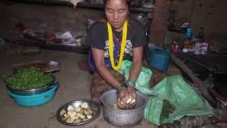 Nepali village || Cooking greens and potatoes in the village