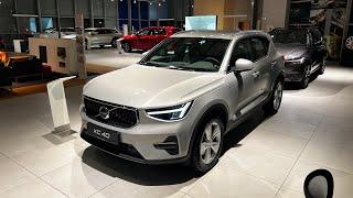 Volvo XC40 B3 Core | Silver Dawn | City Block textile seats in Grey Melange