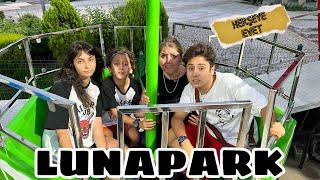 HERŞEYE EVET !! LUNAPARK Annem kanguruya bindi