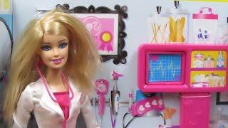 Barbie - Careers Doctor Playset - Mattel