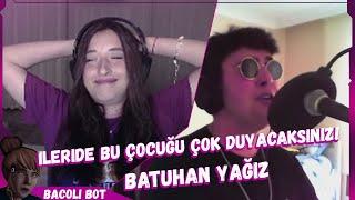 Pqueen - Batuhan Yağız Yürüyorum Dikenlerin Üstünde Dinliyor - (Saniye Discord)