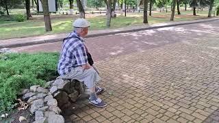 Виктор Иванович дышит Ногайским воздухом.16.06.2025г.