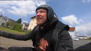 riding a motorcyle in german